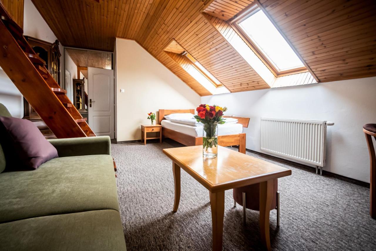 Hotel Squash Centrum Prievidza Εξωτερικό φωτογραφία