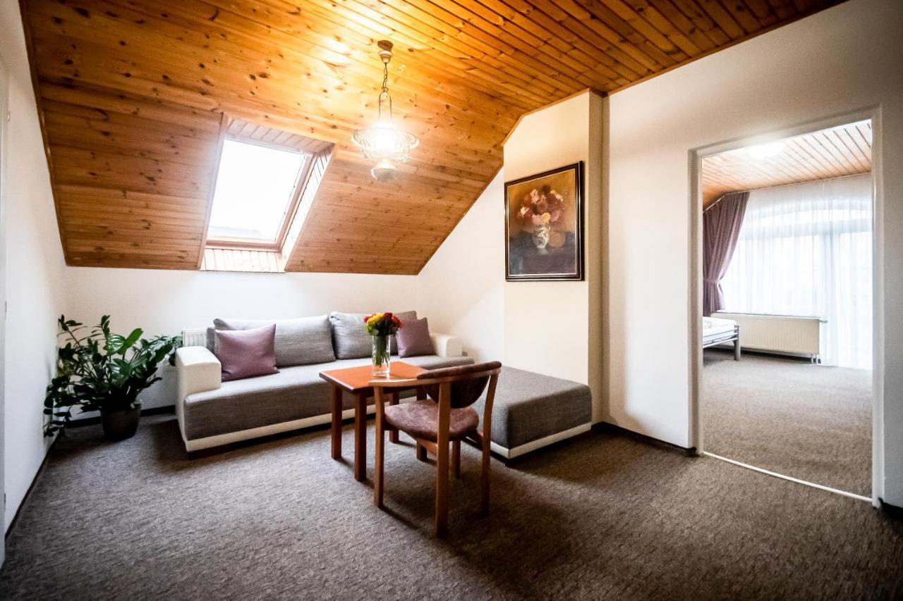 Hotel Squash Centrum Prievidza Εξωτερικό φωτογραφία