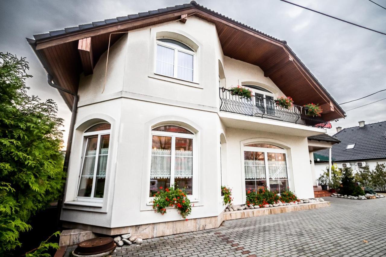 Hotel Squash Centrum Prievidza Εξωτερικό φωτογραφία