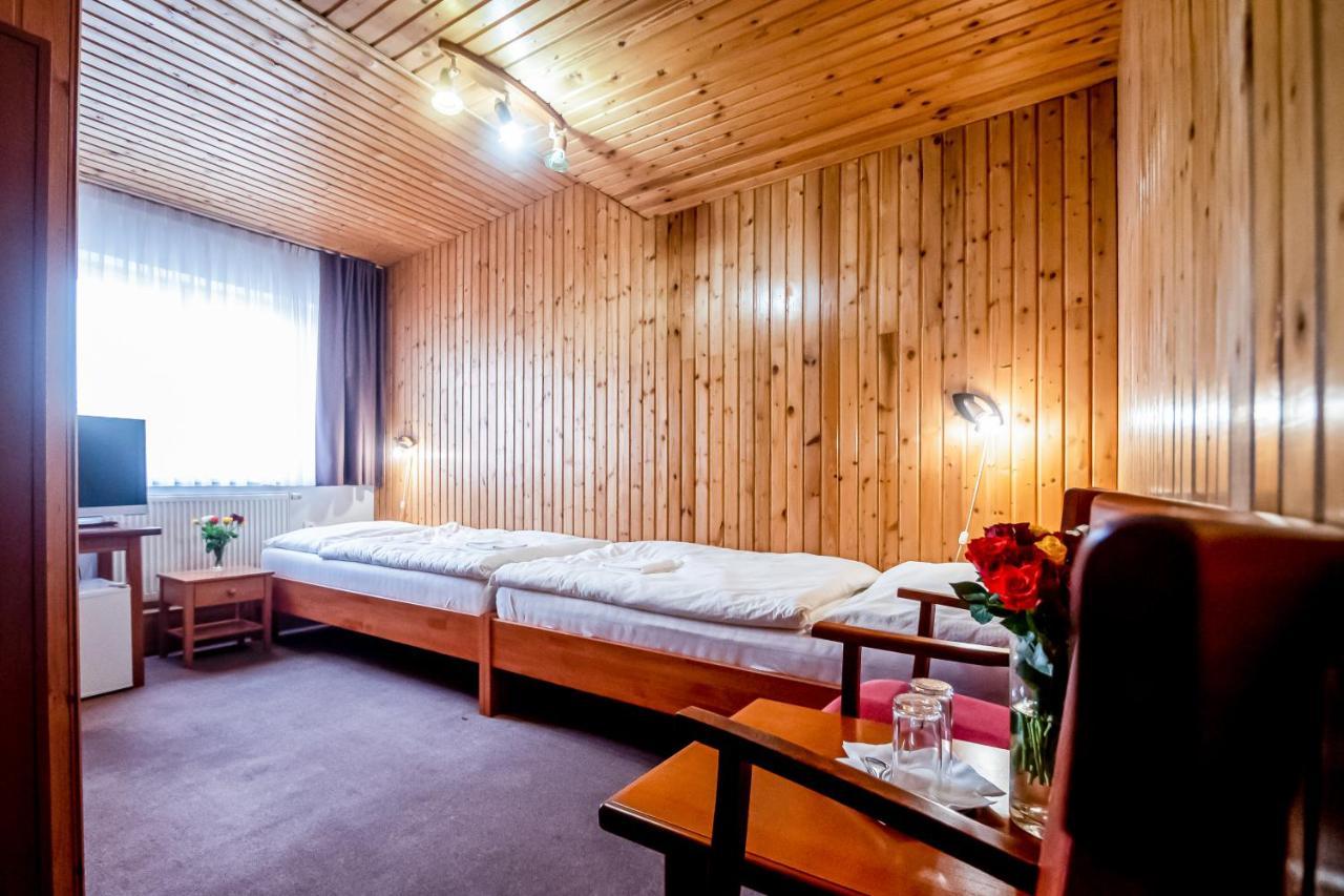 Hotel Squash Centrum Prievidza Εξωτερικό φωτογραφία