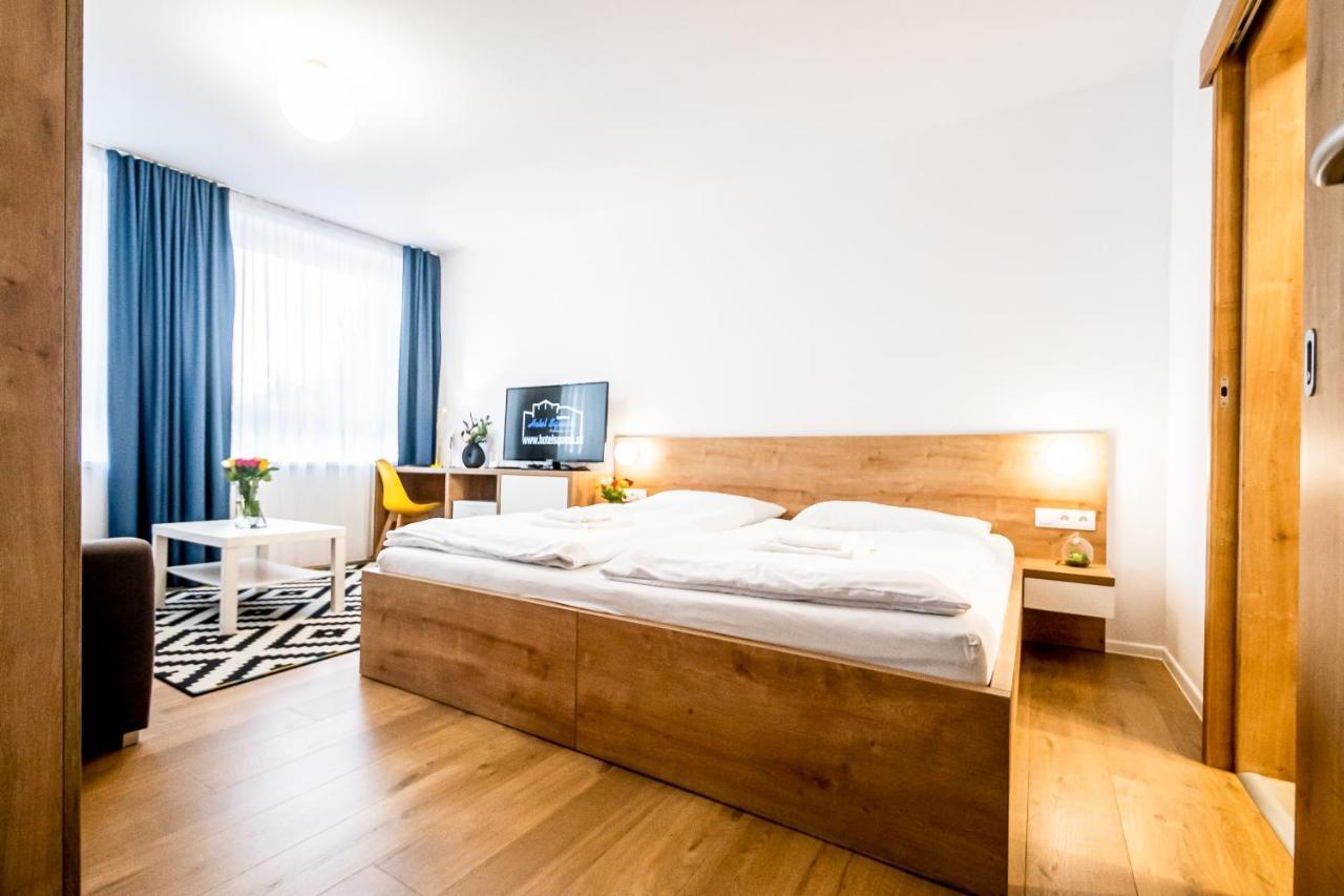 Hotel Squash Centrum Prievidza Εξωτερικό φωτογραφία