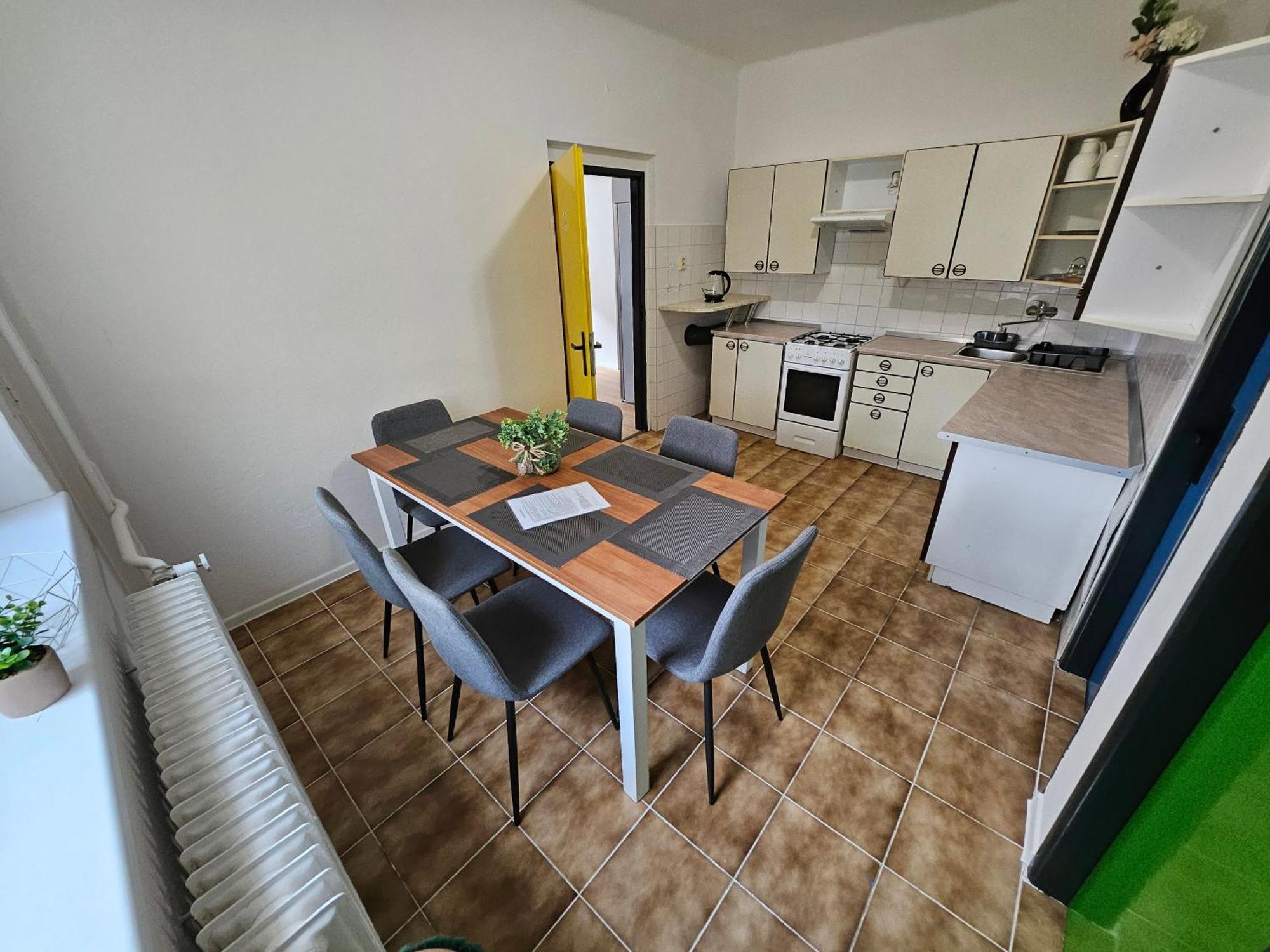 Hotel Squash Centrum Prievidza Δωμάτιο φωτογραφία